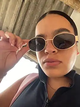 JuanitaMore01 online show from March 2026 09:28:01 PM