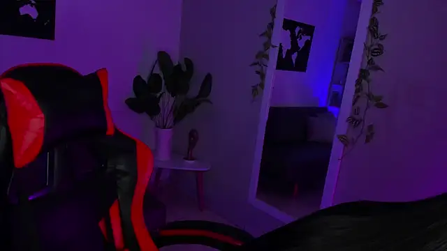 ZoeValencia1 online show from April 2026 12:57:02 PM