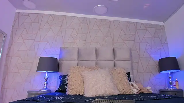 Snapshot of Emely_florence_ chatting on October 2025 05:56:01 PM Emely florence online show from October 2025 05:56:01 PM