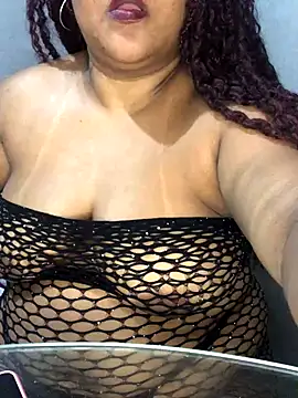 melcarioca1111 online show from October 2025 02:47:02 AM