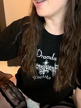 liloush   online show from December 2025 08:05:01 PM