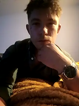 Snapshot of cameron334 chatting on October 2025 12:52:02 AM cameron334 online show from October 2025 12:52:02 AM