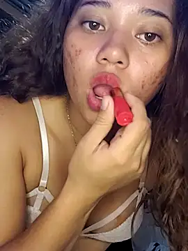 Snapshot of Violethroos chatting on February 2026 03:33:02 AM Violethroos online show from February 2026 03:33:02 AM