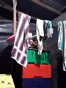 Snapshot of Violethroos chatting on February 2026 02:49:02 AM Violethroos online show from February 2026 02:49:02 AM