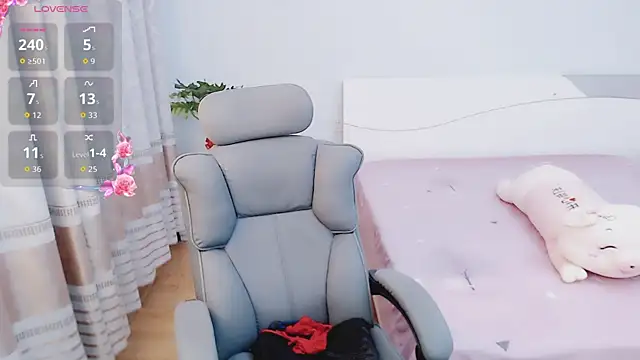 Snapshot of yaoyao-baby520 chatting on November 2025 02:06:02 PM yaoyao-baby520 online show from November 2025 02:06:02 PM