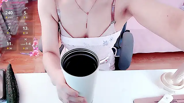 Snapshot of yaoyao-baby520 chatting on November 2025 01:07:02 AM yaoyao-baby520 online show from November 2025 01:07:02 AM