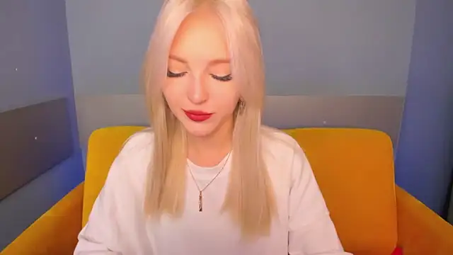 LisaFoxyMe online show from October 2025 02:52:01 AM