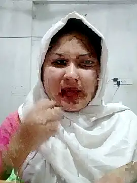 Snapshot of Nusrat-N chatting on May 2026 03:13:01 AM Nusrat-N online show from May 2026 03:13:01 AM