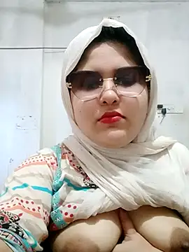Snapshot of Nusrat-N chatting on July 2026 03:41:02 AM Nusrat-N online show from July 2026 03:41:02 AM