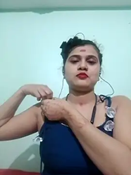 Snapshot of Kavya-Tiwari chatting on November 2025 07:01:02 PM Kavya-Tiwari online show from November 2025 07:01:02 PM