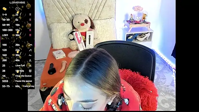 Snapshot of Mia_Victoria22 chatting on June 2026 02:44:01 AM Mia Victoria22 online show from June 2026 02:44:01 AM