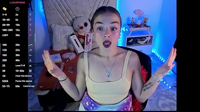 Snapshot of Mia_Victoria22 chatting on July 2026 02:18:01 AM Mia Victoria22 online show from July 2026 02:18:01 AM