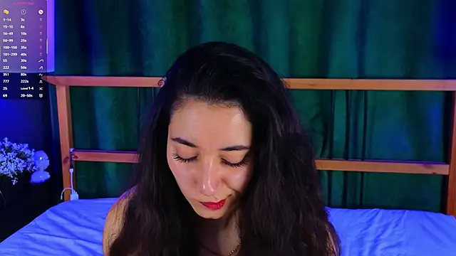 Snapshot of BettyMaldonado chatting on November 2025 05:29:01 AM BettyMaldonado online show from November 2025 05:29:01 AM