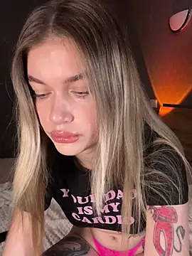 Snapshot of TechnooBabyy chatting on October 2025 07:26:02 PM TechnooBabyy online show from October 2025 07:26:02 PM