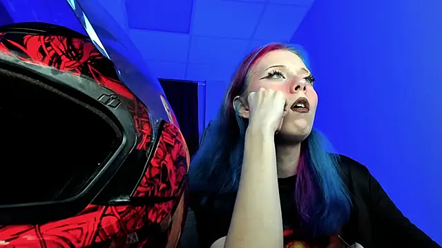 SakuraBliss online show from November 2025 05:00:01 PM