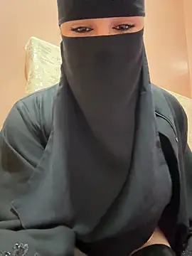 Snapshot of _Laiali_ chatting on February 2026 04:43:02 PM Laiali online show from February 2026 04:43:02 PM