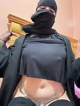  Laiali  online show from April 2026 07:29:01 PM