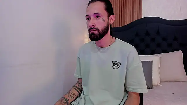 Hisoka 011 online show from April 2026 07:53:01 PM