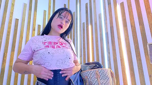 Jennifer Vega1 online show from January 2026 08:00:02 PM