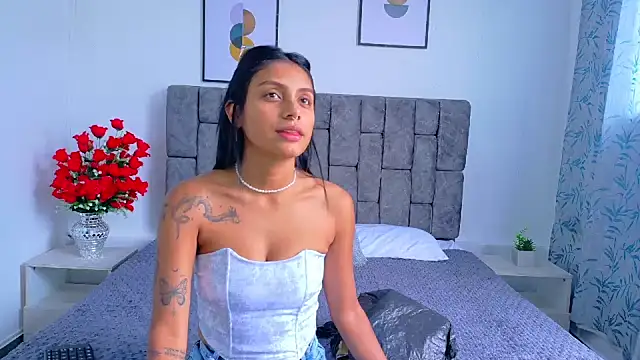 Snapshot of Soffia_Konig_ chatting on December 2025 06:12:01 PM Soffia Konig online show from December 2025 06:12:01 PM