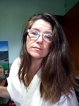 Merida2276 online show from October 2025 12:39:02 PM