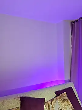 AliishaPss online show from November 2025 07:35:02 PM