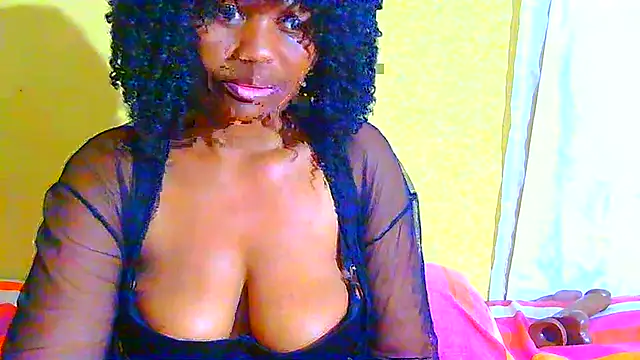 Snapshot of Augustine-Blooomxx chatting on April 2026 08:10:02 PM Augustine-Blooomxx online show from April 2026 08:10:02 PM