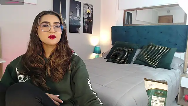 madame lottie online show from October 2025 12:36:02 PM