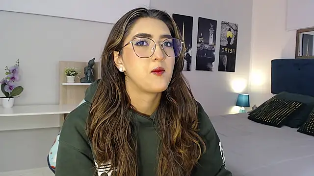 madame lottie online show from October 2025 12:28:02 PM