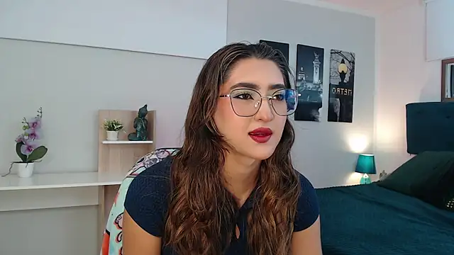 madame lottie online show from October 2025 12:39:01 PM