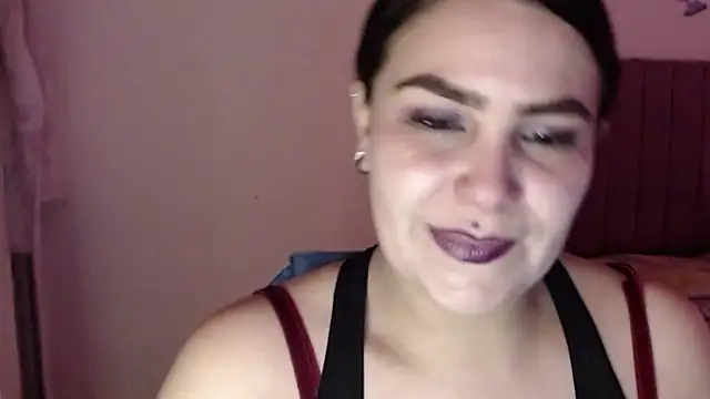 Snapshot of Salma_deep chatting on October 2025 05:48:02 PM Salma deep online show from October 2025 05:48:02 PM