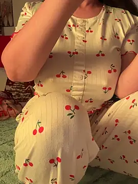 OnlyRima online show from December 2025 11:48:01 AM