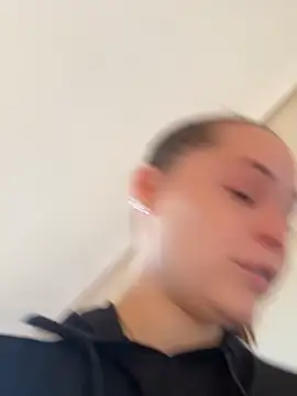 Wildmaca online show from December 2025 09:18:02 AM