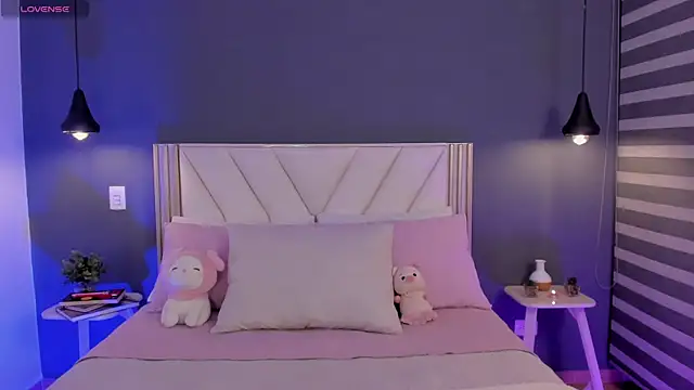 NaishaFord 1 online show from February 2026 02:27:01 AM