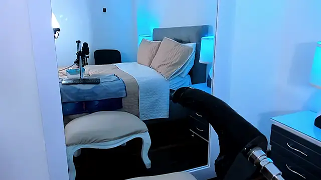 AdeleJhones online show from January 2026 02:19:01 PM