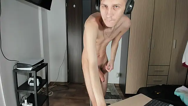 zincky2006 online show from November 2025 10:21:01 AM