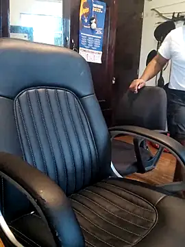 Hotknight online show from December 2025 02:46:01 PM