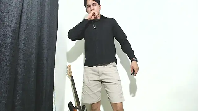 Snapshot of Penelope77 chatting on November 2025 06:46:01 AM Penelope77 online show from November 2025 06:46:01 AM