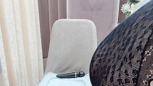 Shenlly online show from December 2025 01:22:01 AM