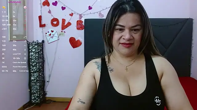 Snapshot of pamela_echeverria chatting on May 2026 11:15:01 AM pamela echeverria online show from May 2026 11:15:01 AM