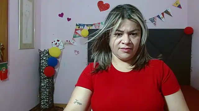 Snapshot of pamela_echeverria chatting on July 2026 11:35:01 AM pamela echeverria online show from July 2026 11:35:01 AM