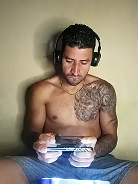 Alexsexygamer online show from November 2025 01:16:02 AM