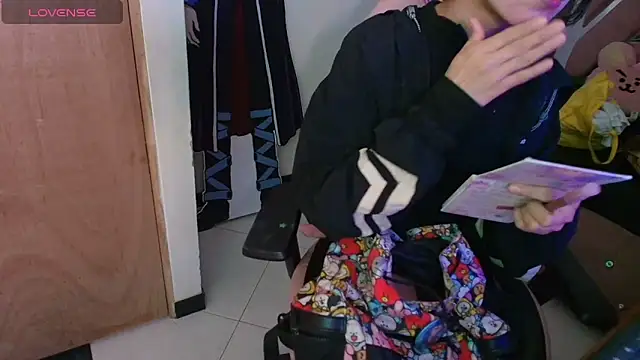 Terraelowen online show from November 2025 11:34:02 AM