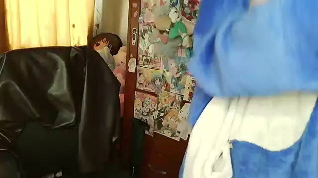 Terraelowen online show from April 2026 02:20:01 PM