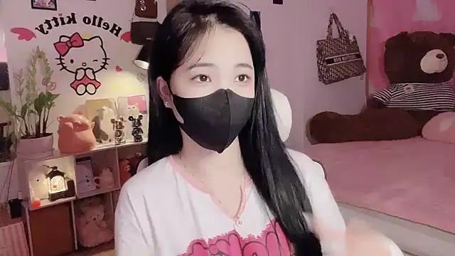 keelinnn19 online show from February 2026 06:42:01 PM