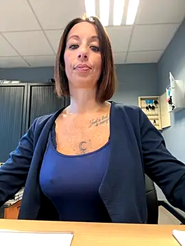 spycyfanny online show from October 2025 06:25:02 AM