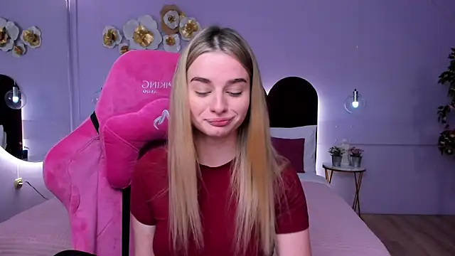 SweetyLicky online show from November 2025 04:18:01 PM