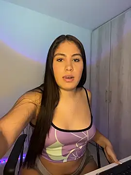 Snapshot of OriannaLuna chatting on September 2025 10:48:01 PM OriannaLuna online show from September 2025 10:48:01 PM