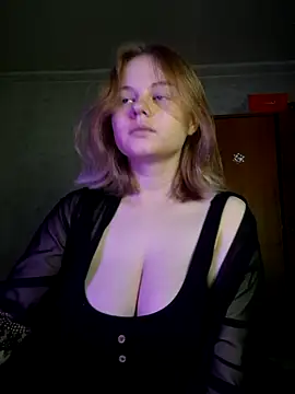 Snapshot of SlipperSherry chatting on November 2025 08:44:01 PM SlipperSherry online show from November 2025 08:44:01 PM