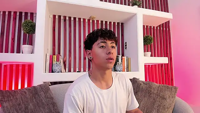 Troy dalton online show from September 2025 08:45:01 PM